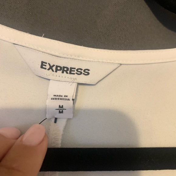 {EXPRESS} white top flowy arms NWT - Picture 3 of 6